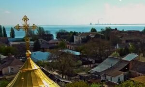 «…Ризики зростають, а світ досі не приділяє уваги»: фільм про Нікополь зняв відомий ірландський журналіст (відео)