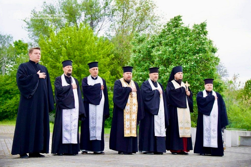 дінпропетровщина (12) дінпропетровщина (12)