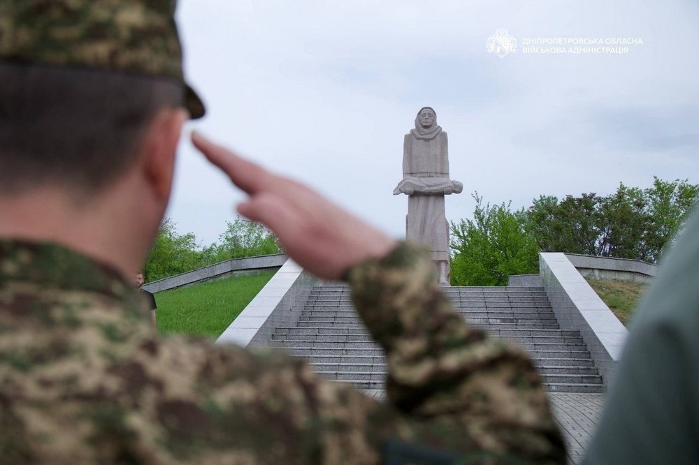 дінпропетровщина (6) дінпропетровщина (6)