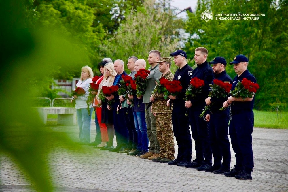 дінпропетровщина (9) дінпропетровщина (9)