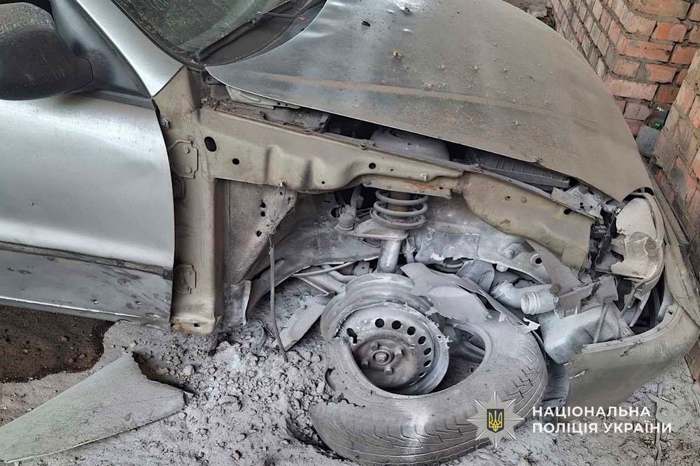 наслідки обстрілів Нікополя та району, Синельниківщини і Павлограду зафіксували правоохоронці (фото) 3 наслідки обстрілів Нікополя та району, Синельниківщини і Павлограду зафіксували правоохоронці (фото) 3