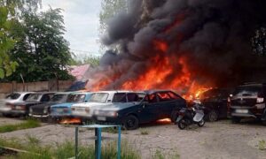поліція документує наслідки ворожих ударів на Дніпропетровщині