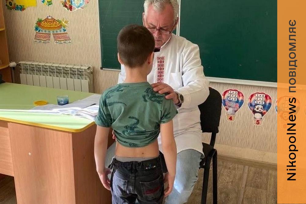Дитячі лікарі з Нікополя здійснили плановий виїзд до двох селищ району (фото)