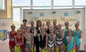 Високі результати і сильна конкуренція: акробати Покрова відзначилися на всеукраїнських змаганнях