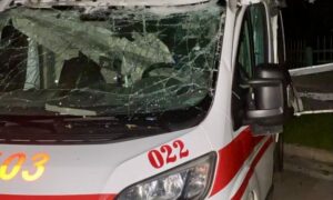 На Нікопольщині ворог вдарив по медикам, понівечив «швидкі», підприємство, гараж, також під ударом був Павлоградський район (фото)