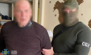 Наводив російські «Гради» та FPV-дрони по Нікополю: затримано корегувальника