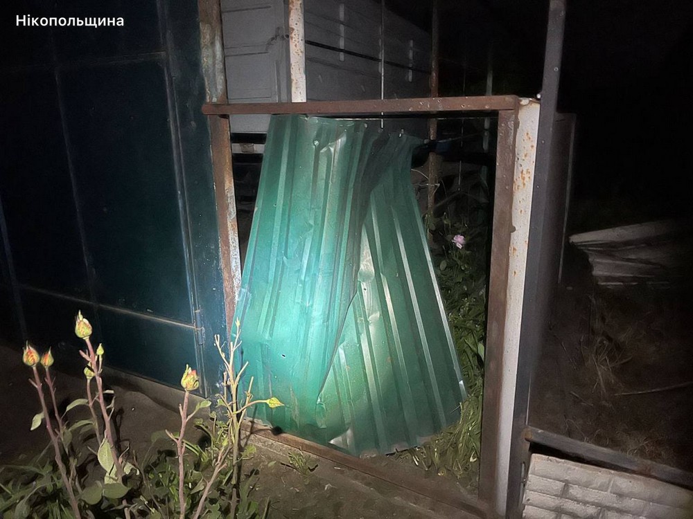 На Нікопольщині побито АЗС, троє поранених у Павлоградському районі – ворог атакував Дніпропетровщину вночі