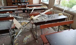 9 поранених на Нікопольщині, побито гімназію, магазин, будинки, також є постраждилий на Криворіжжі - важкий день на Дніпропетровшині (фото)