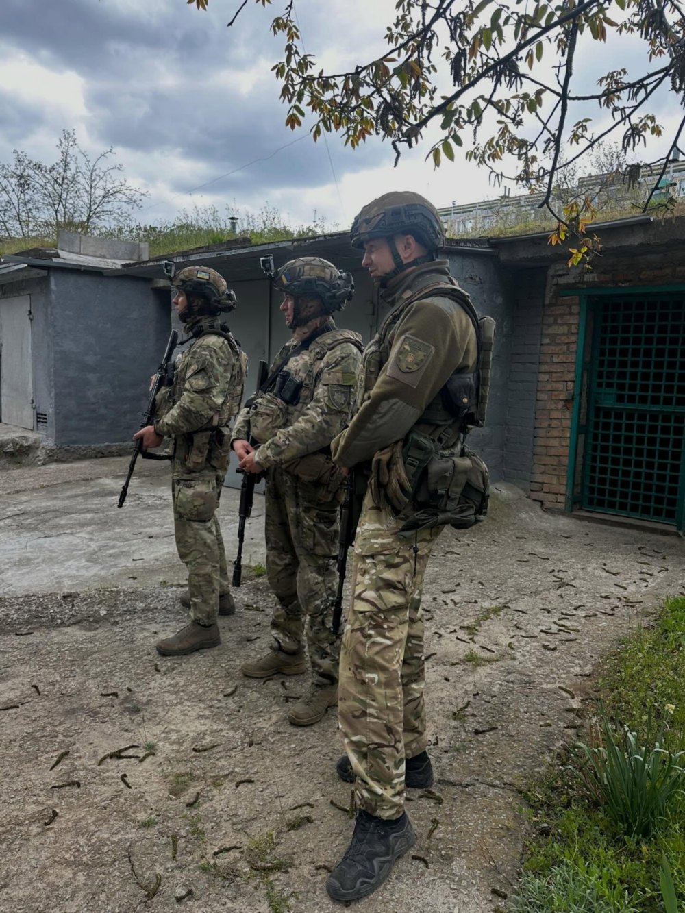 прифронтового Нікополя 3