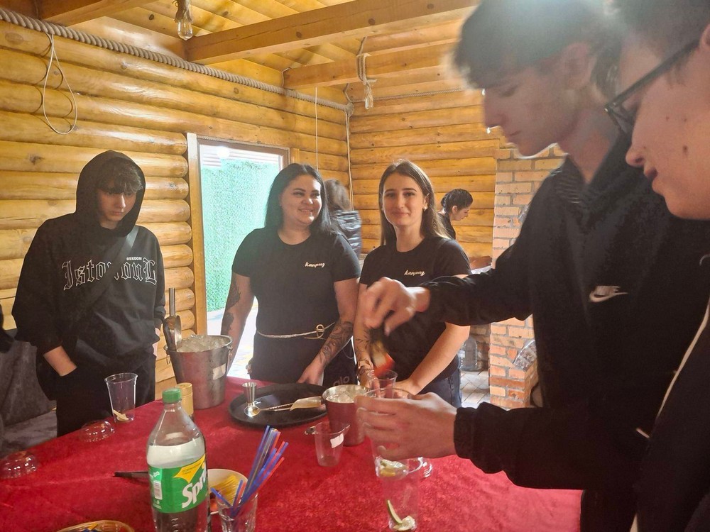 у Мирівській громаді школярі побували «за лаштунками» сфери обслуговування (3)