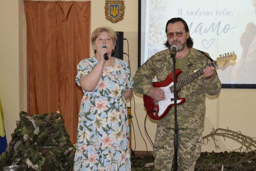 у Мирівській громаді 19