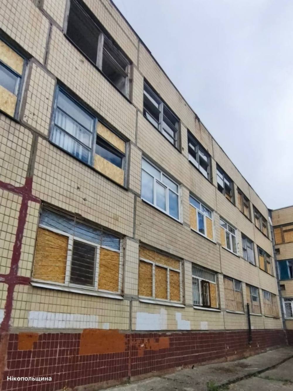 у Нікополі 6