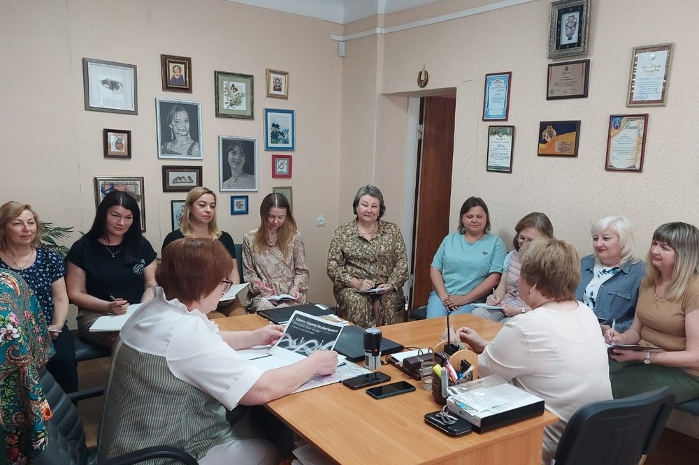 у Покрові 10