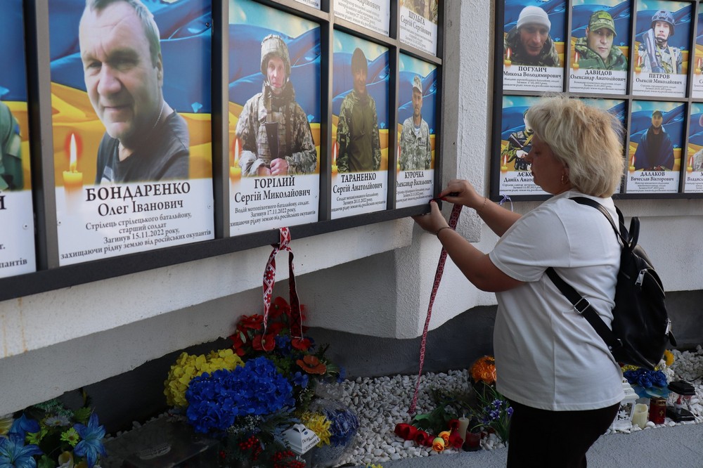 у Покрові 16 у Покрові 16