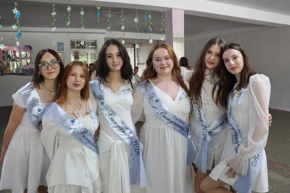 у Покрові 9