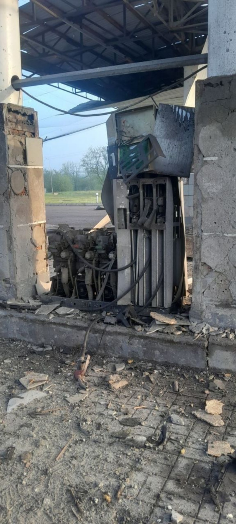 ворог атакував АЗС на Дніпропетровщині вночі 18 травня 3