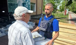жителі Покровської громади отримали допомогу від 4