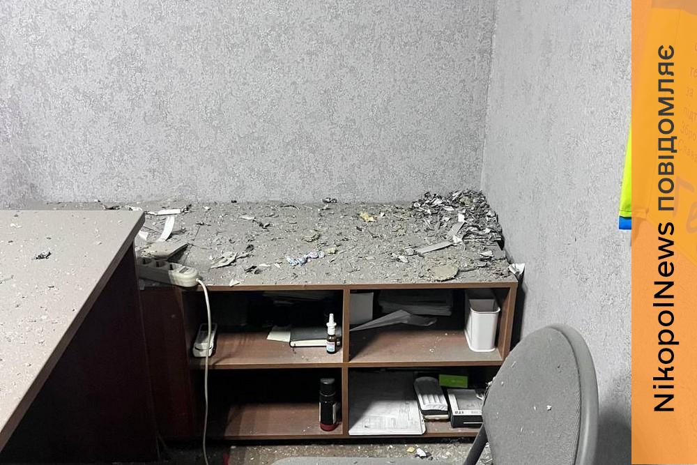 На Нікопольщині побиті підприємства, відділення пошти, адмінбудівля, під ударом ворога також були Криворіжжя і Синельниківщина (фото)