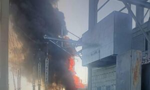 Ворог знову атакував об’єкт ДТЕК на Дніпропетровщині. Станом на ранок в області фіксувалися масові відключення світла.
