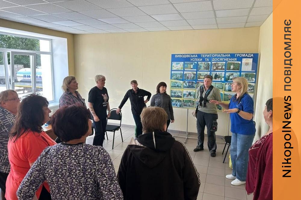 Життя під обстрілами: на Нікопольщині підтримали мешканців у боротьбі з тривогою