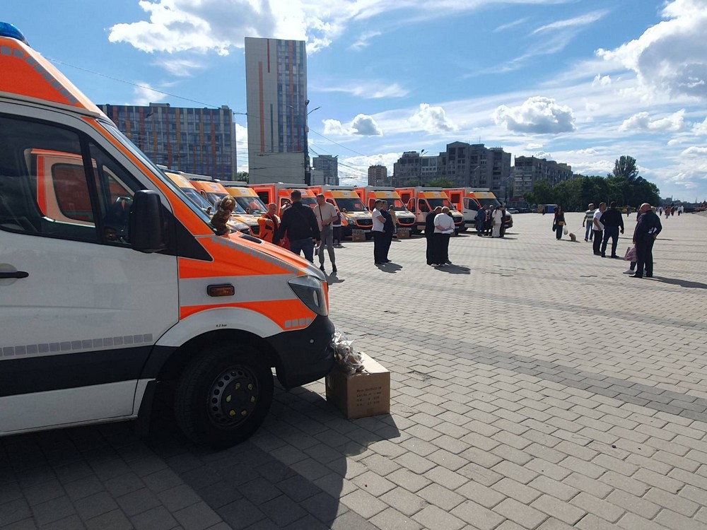 Важлива подія для Нікопольської станції крові: отримано автомобіль швидкої допомоги, який відкриває нові можливості (фото, відео)
