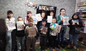 У Нікополі «Світ рівності» проводить літні заняття для дітей: від психологічних тренінгів до уроків англійської