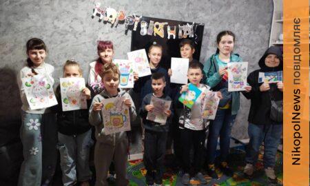 У Нікополі «Світ рівності» проводить літні заняття для дітей: від психологічних тренінгів до уроків англійської