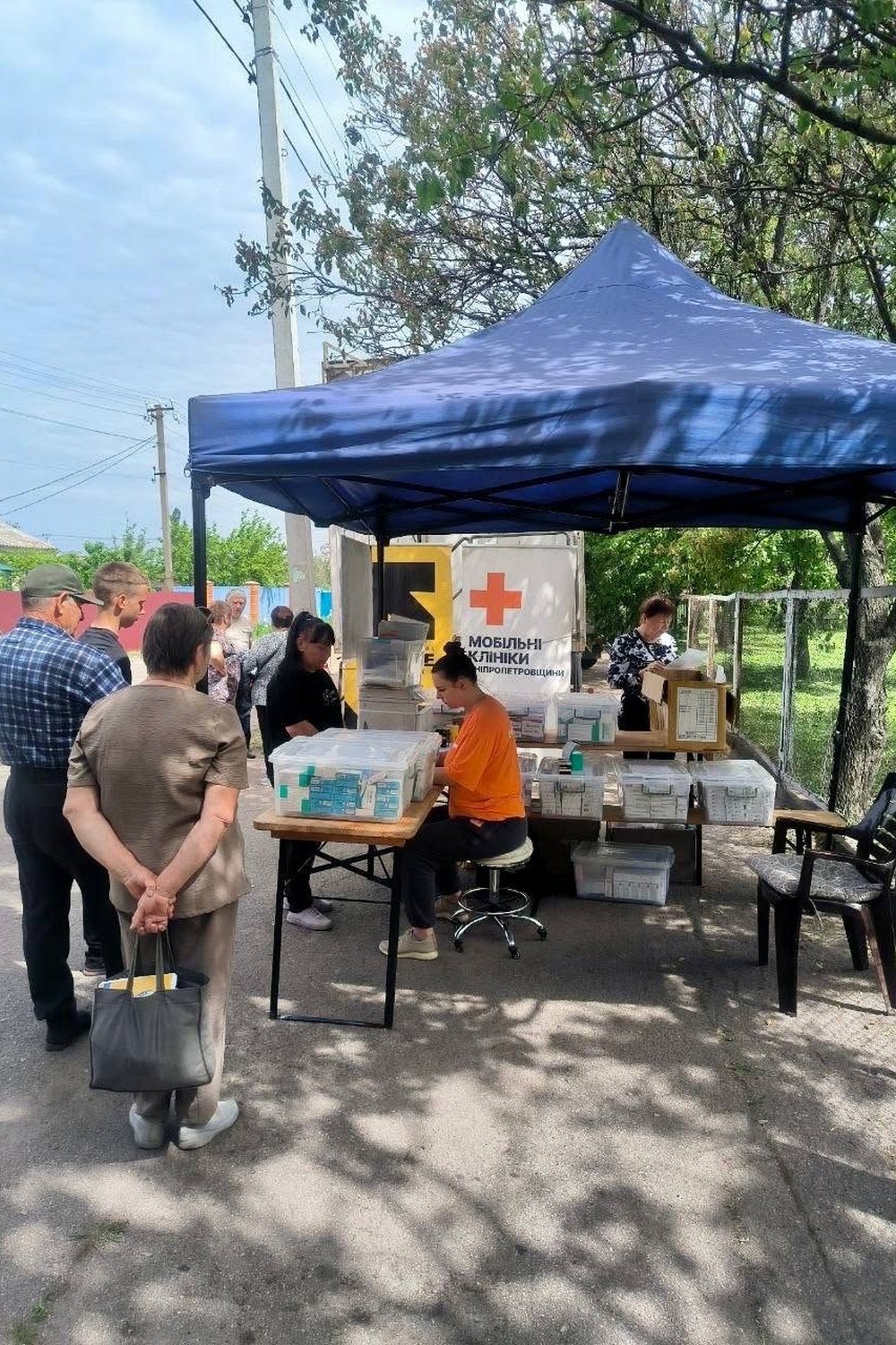 Майже 500 жителів Нікопольщини отримали медичну допомогу завдяки роботі мобільної клініки Fortitude (фото)
