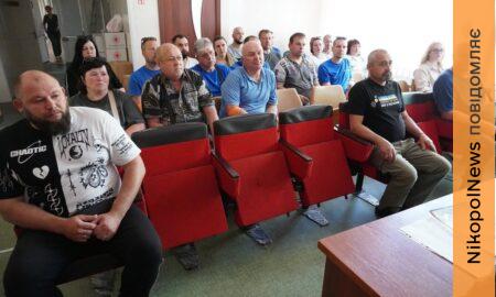 Сьогодні це особливо важливо: у Нікополі вручили Подяки донорам (фото)