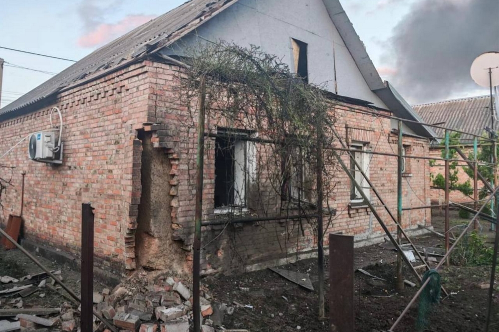Н4 4 поранених у Нікополі, пожежі та руйнування, також під ударом опинилися Синельниківський та Дніпровський райони