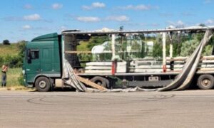 На Нікопольщині сьогодні окупанти атакували дроном вантажівку
