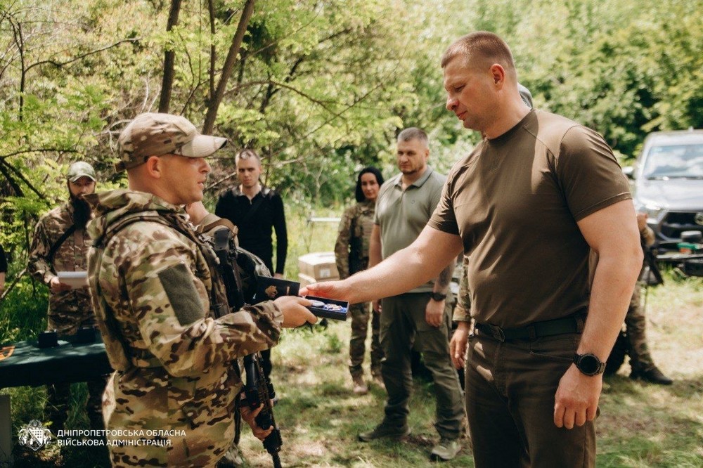  Начальник Дніпро ОВА  вручив воїнам обласні нагороди 3