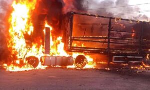 4 поранених у Нікополі, пожежі та руйнування, також під ударом опинилися Синельниківський та Дніпровський райони