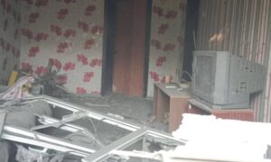 На Нікопольщині одна людина загинула, 2 постраждали, серед них дитина, також понівечена адмін будівля на Синельниківщині