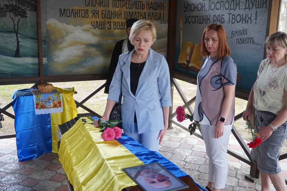 Нікополь провів в останню путь полеглого Захисника 12