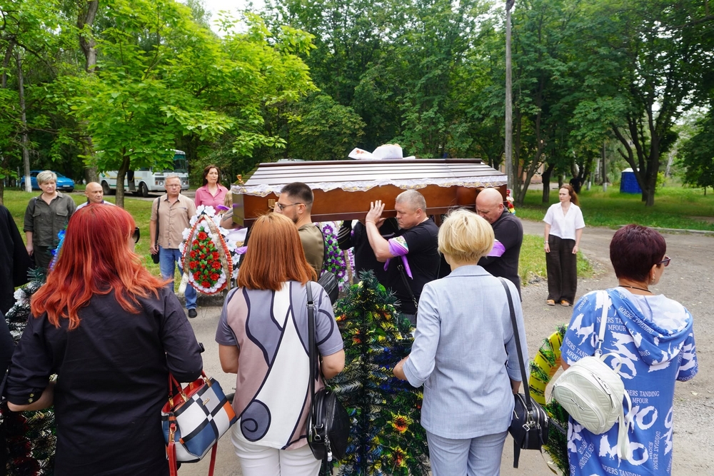 Нікополь провів в останню путь полеглого Захисника 17