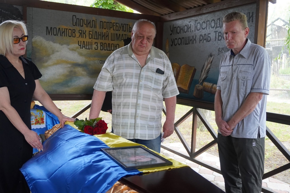 Нікополь провів в останню путь полеглого Захисника 2 Нікополь провів в останню путь полеглого Захисника 2