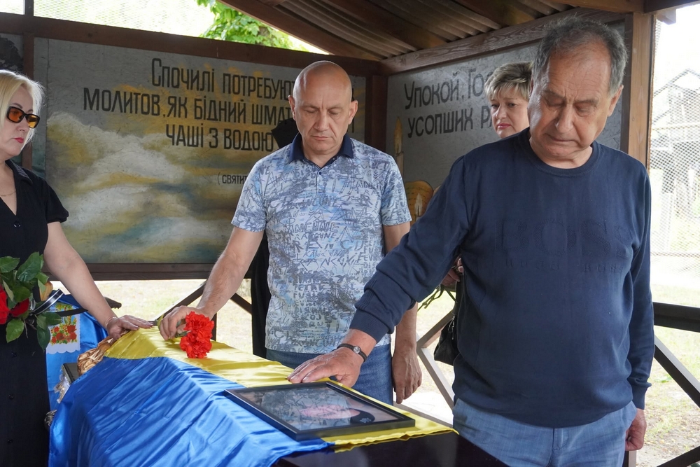 Нікополь провів в останню путь полеглого Захисника 3 Нікополь провів в останню путь полеглого Захисника 3