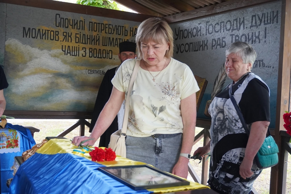 Нікополь провів в останню путь полеглого Захисника 6 Нікополь провів в останню путь полеглого Захисника 6