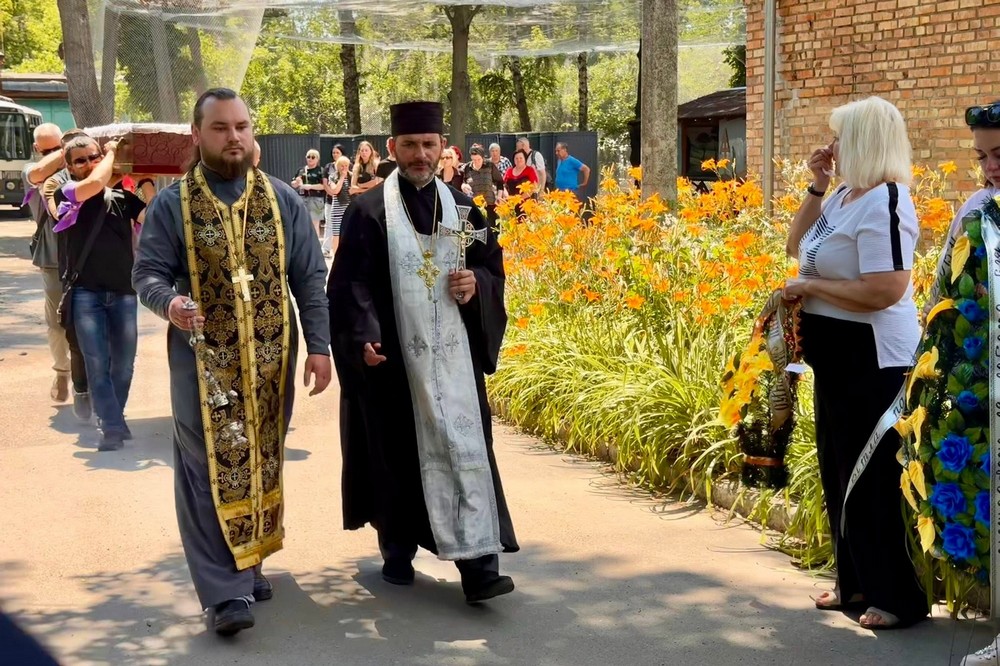 Нікополь провів в останню путь полеглого Захисника 12