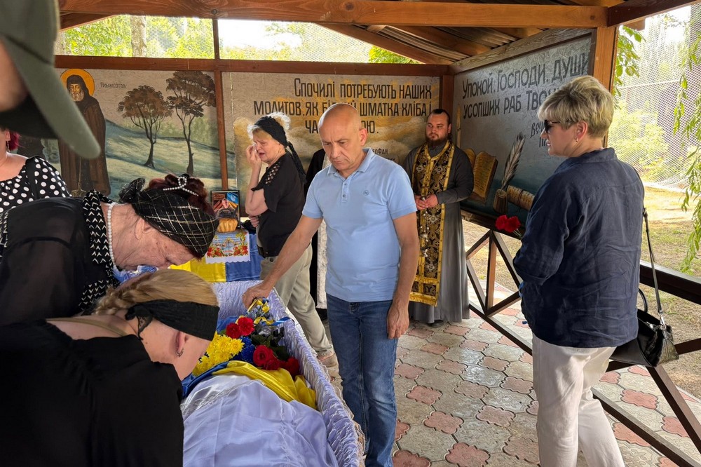 Нікополь провів в останню путь полеглого Захисника 8