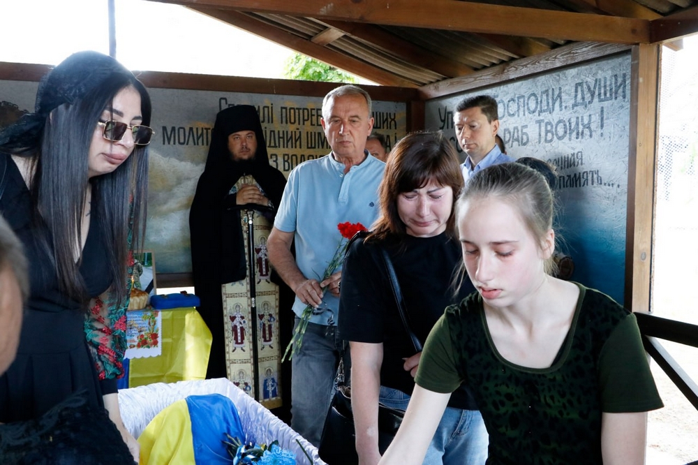 Нікополь провів в останню путь полеглого Захисника2