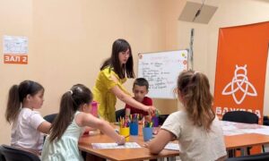 У Центрі життєстійкості Нікополя для дітей провели психологічний захід «Кольори мого настрою» (фото)