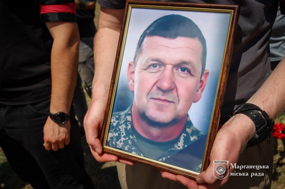 Нікопольщина провела в останню путь полеглого Захисника2 Нікопольщина провела в останню путь полеглого Захисника2