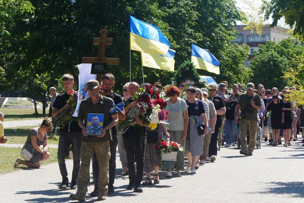 Нікопольщина провела в останню путь полеглого Захисника8
