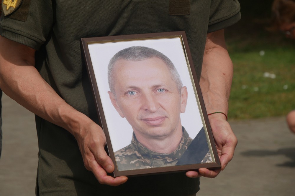 Нікопольщина сьогодні прощалася із Захисником (4)