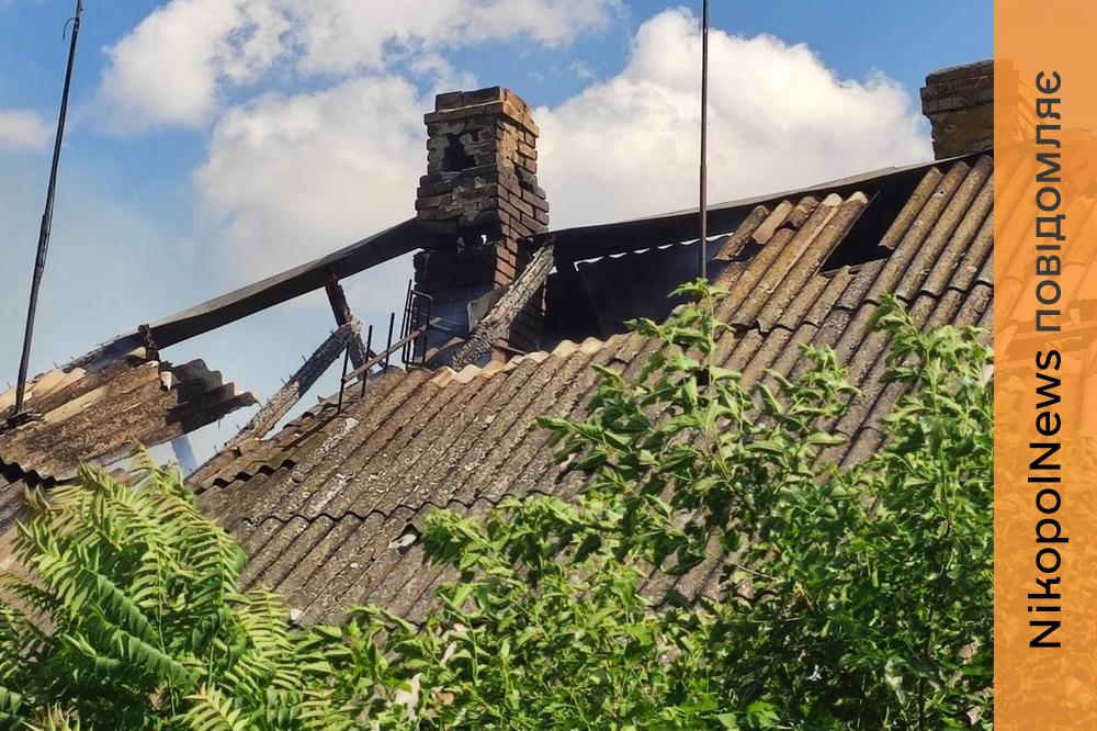 На Нікопольщині пошкоджені приватні будинки, також понівечено адмін будівлю та інфраструктуру у Камʼянському районі