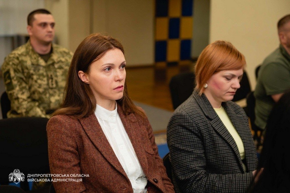 Родини чотирьох загиблих прикордонників з Дніпропетровщини отримали державні нагороди