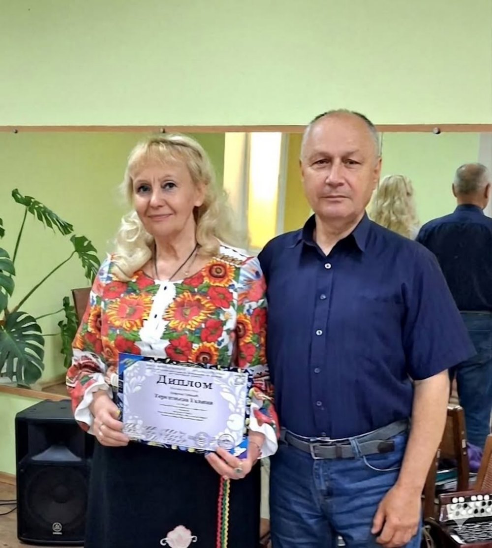 Солістки гурту Микитин Ріг з Нікополя