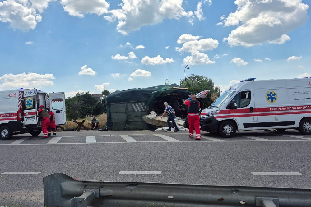 Сталася ДТП біля Нікоп Сталася ДТП біля Нікоп